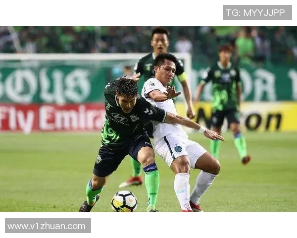 大阪樱花迎战雷法山口争夺联赛关键三分的激烈对决 大阪樱花迎战雷法山口争夺联赛关键三分的激烈对决